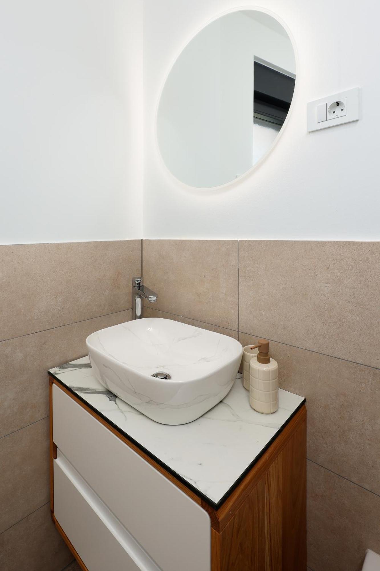 Apartment Anni-Free Parking&Evcharger-24H Self Check-In Opric Bagian luar foto