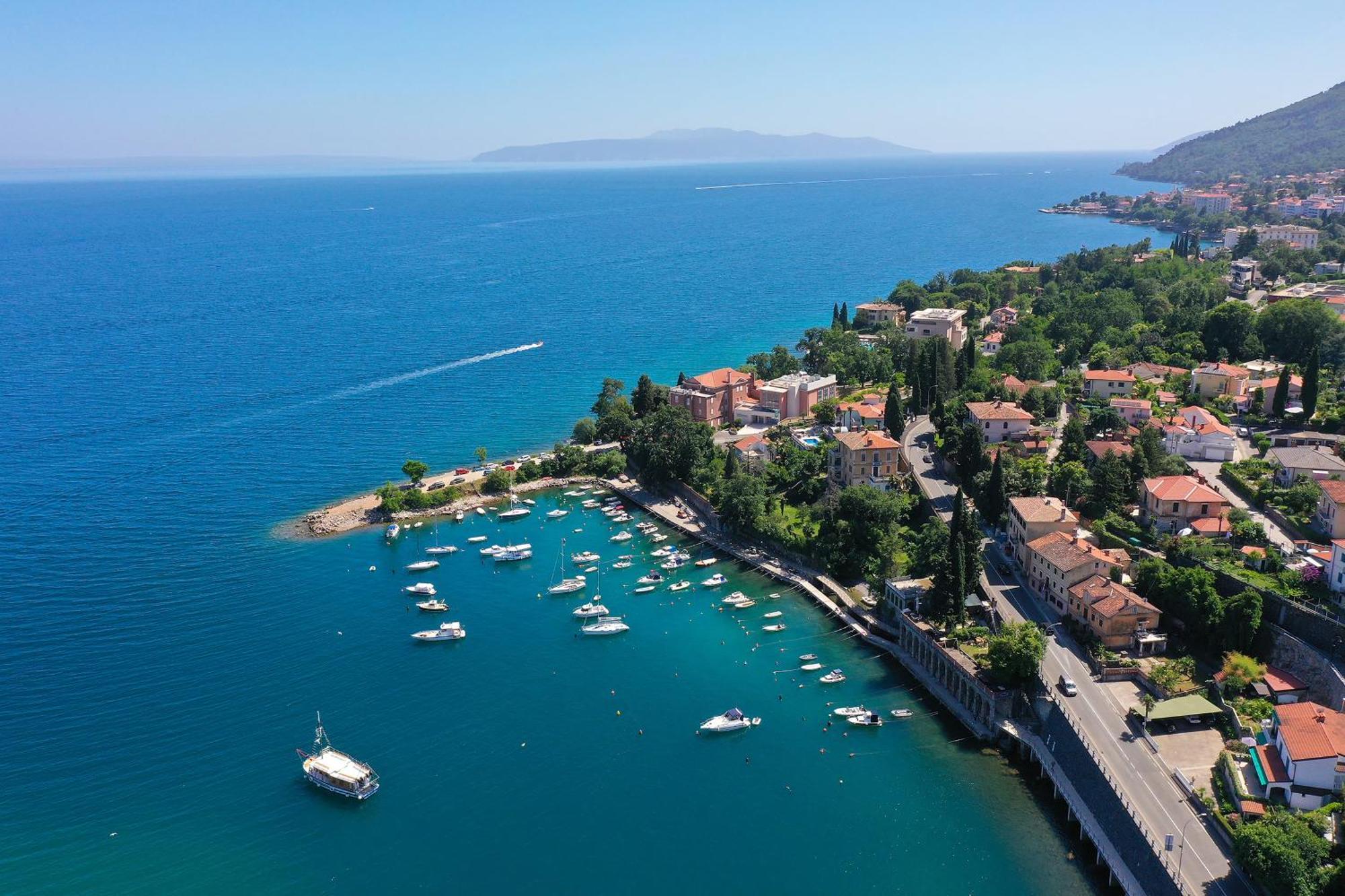 Apartment Anni-Free Parking&Evcharger-24H Self Check-In Opric Bagian luar foto