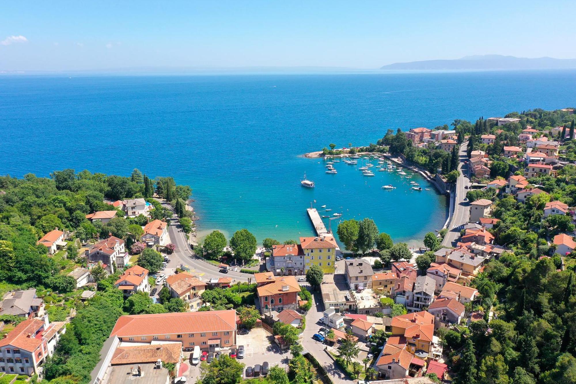Apartment Anni-Free Parking&Evcharger-24H Self Check-In Opric Bagian luar foto